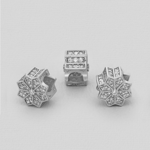 Srebrni obesek  s cirkoniji - zvezda