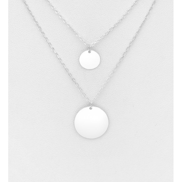 Srebrna ogrlica z dvema obeskoma v obliki okroglih ploščic